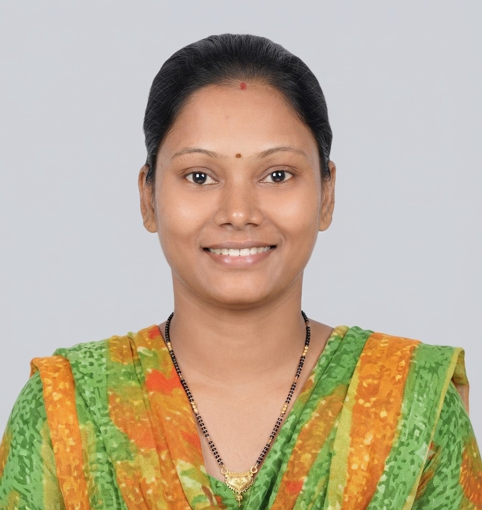 Madhura Manoj Kaskar - Part time Cleaner and Cook in Khar East in Mumbai